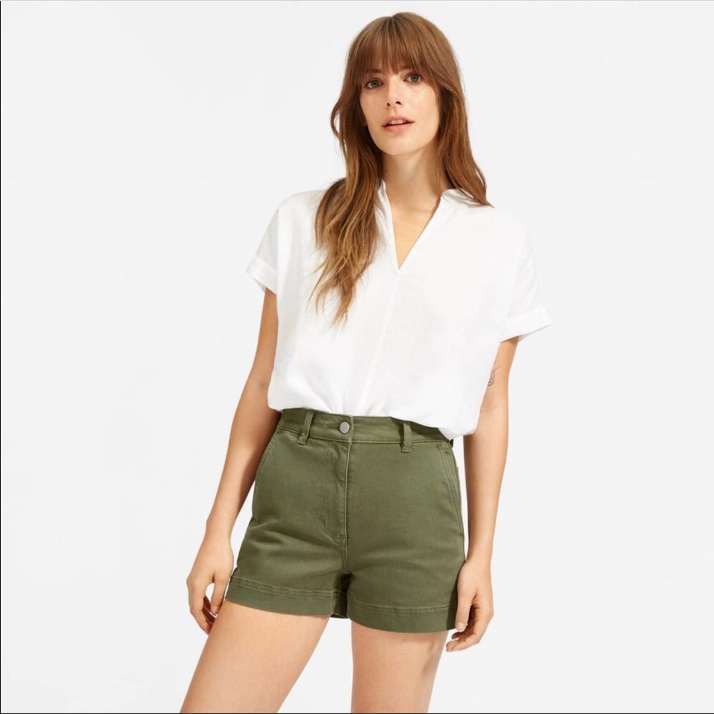 Everlane cotton twill short olive green